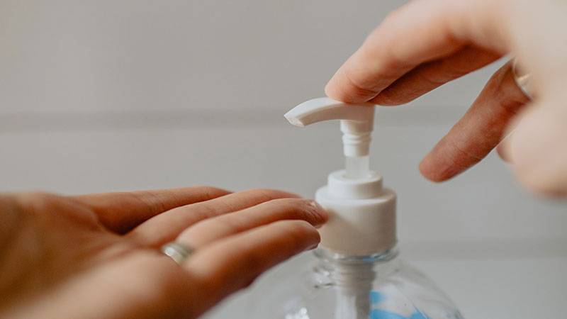 Dari Aloe Vera sampai Vodka, Perlukah Membuat Hand Sanitizer Sendiri?