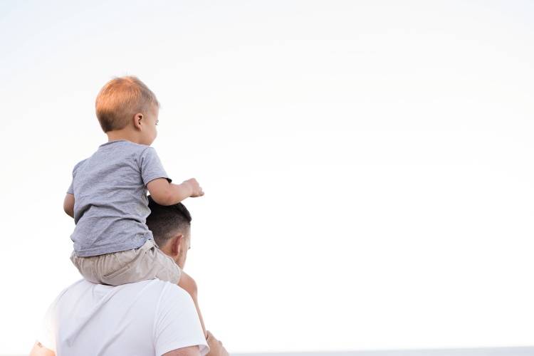 6 Tanda Orang tua Micromanaging dan Bahayanya Pada Anak