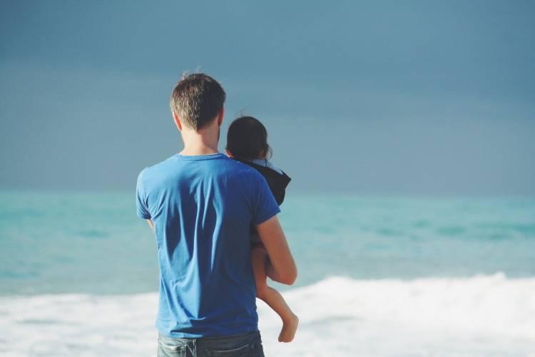 21 Cara Mudah Menjadi Suami dan Ayah yang Baik