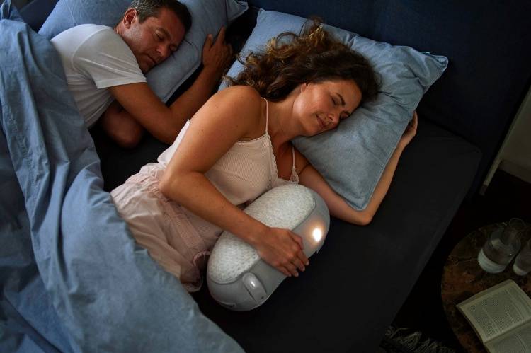 Menurut Penelitian, Ini Arti Posisi Tidur Pasangan Suami Istri di Malam Hari