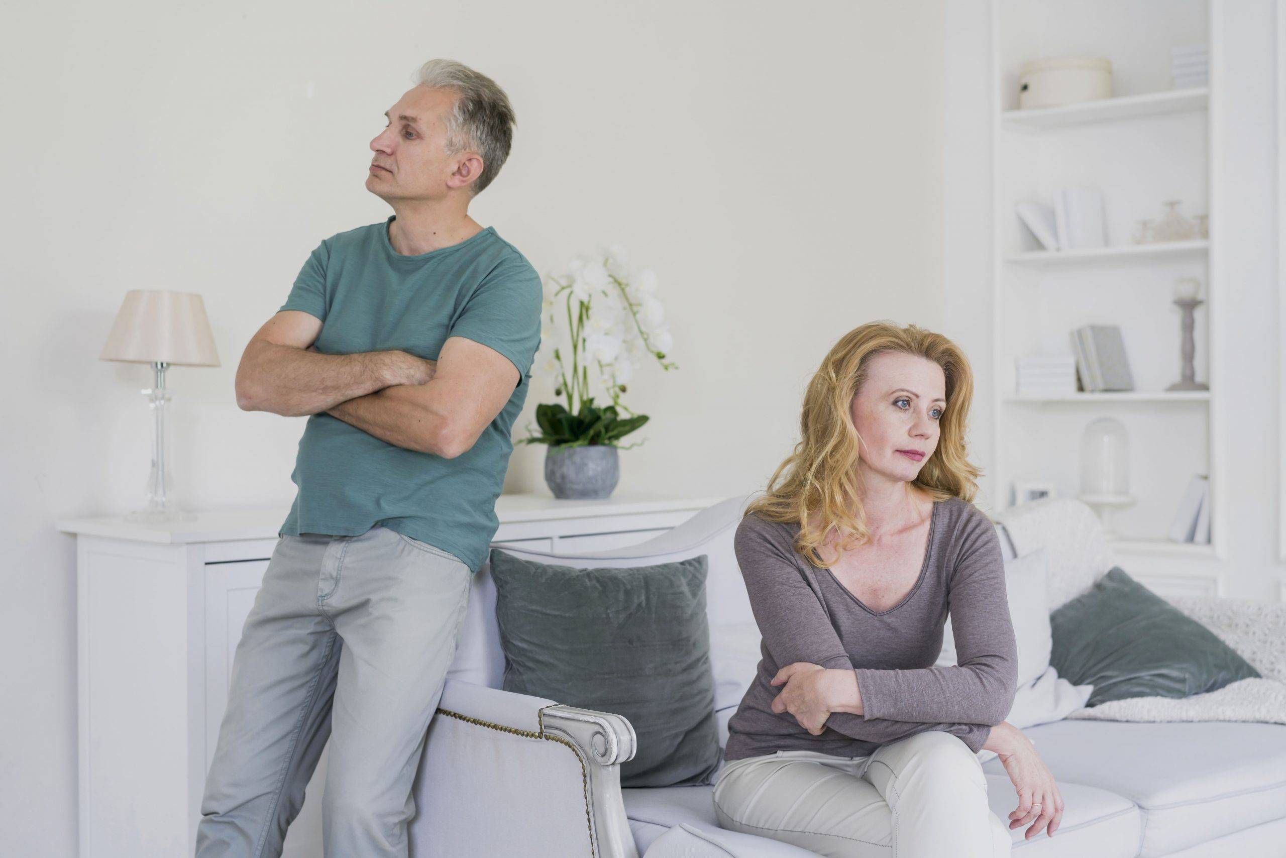 Mengenal Grey Divorce, Penyebab, dan Tips Menghadapinya
