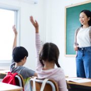 10 Tipe Guru Favorit Anak-anak