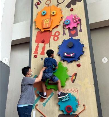 tempat wall climbing