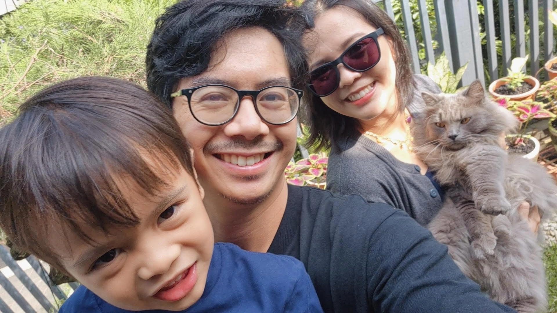 Kania Ayuningtyas: Kecintaannya untuk Belajar Bersama Anak-anak Menggerakkan Hatinya untuk Buka Kelas Gratis di Bali