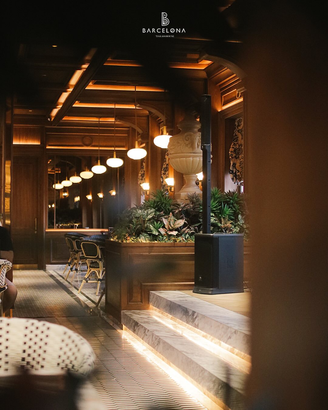 tempat dinner romantis