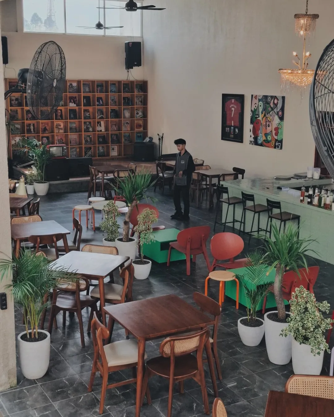 coffee shop remaja