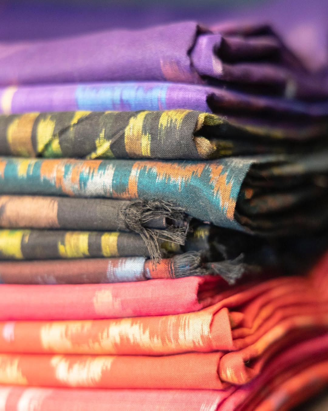 Ide Outfit Natal untuk Acara Keluarga, dari Casual hingga Glam!