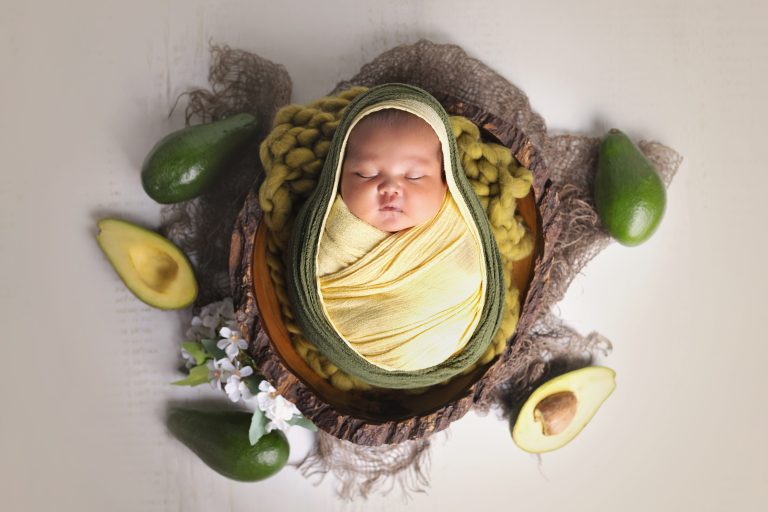 Jasa Fotografer Melahirkan & Newborn