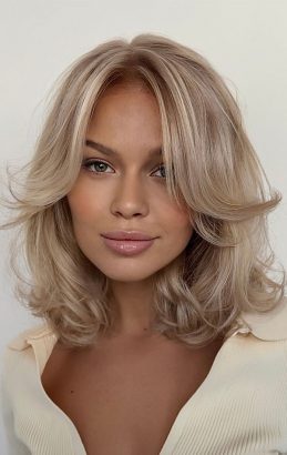 Warna Rambut Bikin Wajah Terlihat Lebih Cerah, Sudah Coba yang Mana?