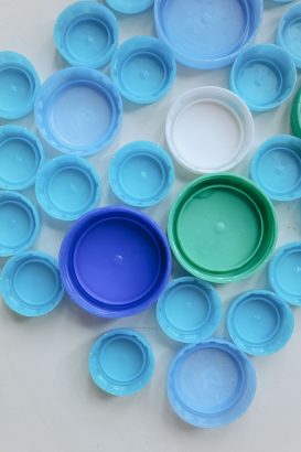 10 Kreasi dari Tutup Botol Bekas untuk Anak SD, Murah, Seru, dan Edukatif