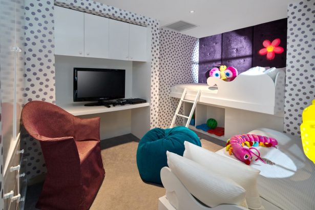 Hotel Ramah Anak untuk Solo Traveling Bareng Anak, Ada Kids Club