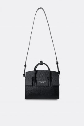 Editor’s Choice: 6 Tas Hitam untuk Kerja, Hangout, sampai Jemput Anak all black