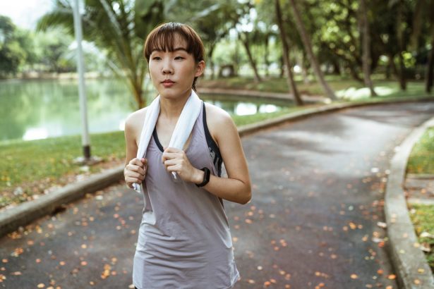 Cara Menaikkan Berat Badan di Usia 40: Olahraga dan Kegiatan Sehat