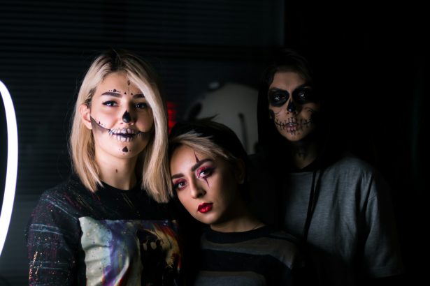 Anak Remaja Mau Ikut Halloween Party? Ini 7 Hal yang Perlu Dibicarakan
