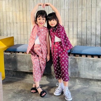 Batik Anak Perempuan: 7 Mix and Match yang Modern dan Playful