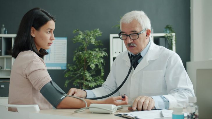 Medical Check Up Usia 30 dan 40-an: Jenis Pemeriksaan dan Biayanya